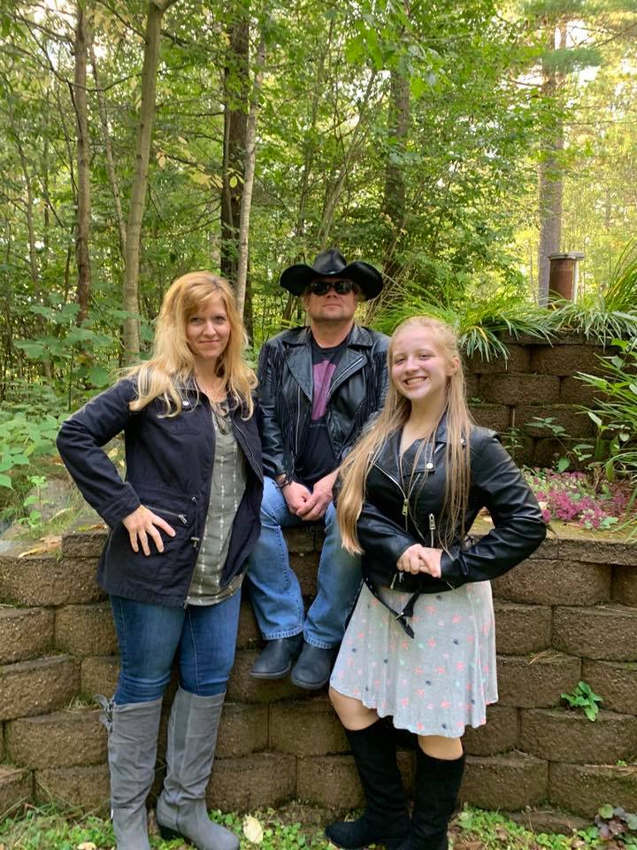 Decade XS LIVE Inspiration Bar The Warehouse Eagle River Art Center