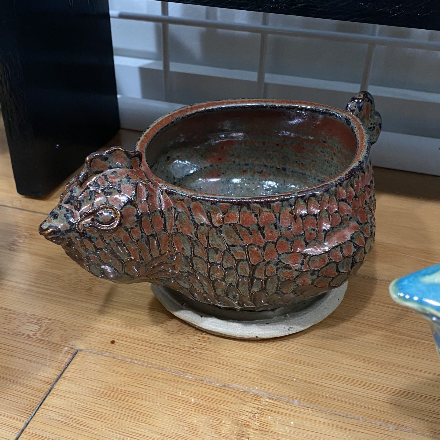 iron red chicken planter